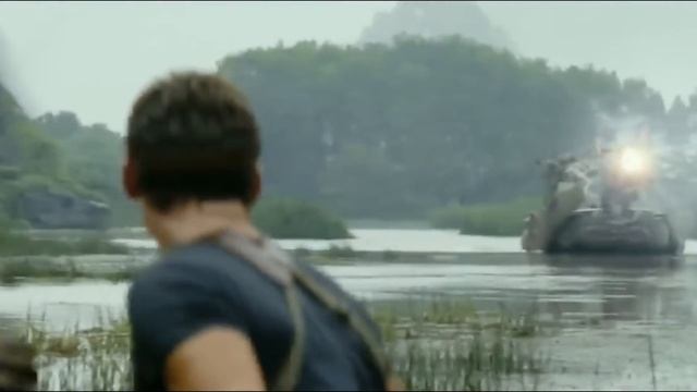 The human legion joins hands with the gorilla to fight with lizard monster смотреть онлайн