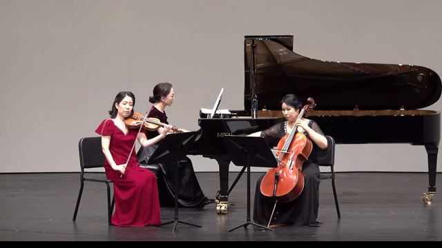 세상을 춤추게 하라 – 탱고 – 아르헨티나 3편, C. Gardel Por una cabeza смотреть онлайн