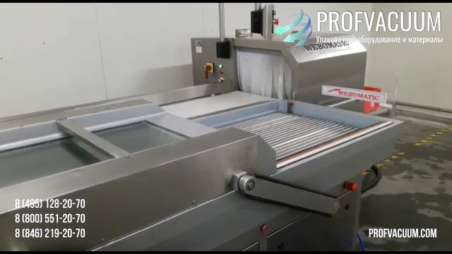 Упаковочная линия с автоматической разгрузкой и термоусадочным тоннелем Webomatic. смотреть онлайн