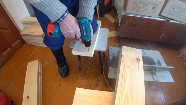 ИЗГОТОВЛЕНИЕ ПРОСТЕЙШЕГО БЕЗФАЛЬЦЕВОГО МАГАЗИНА на рамку 145 мм, от А до Я на УЛЬЯ ДАДАН. смотреть онлайн