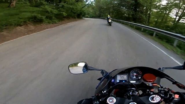 ШКОЛЬНИК на СПОРТБАЙКЕ | Покатушки на МОТО по сочи | Гора Ахун смотреть онлайн