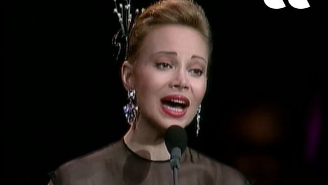 BESAME MUCHO - SOLAMENTE UNA VEZ PLACIDO DOMINGO Y PALOMA SAN BASILIO смотреть онлайн