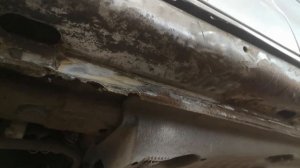 Volkswagen polo весь ржавый. Как переварить порог. Подгонка накладки порога