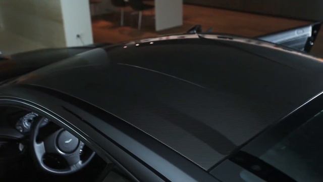 Vanquish S Onyx Black смотреть онлайн