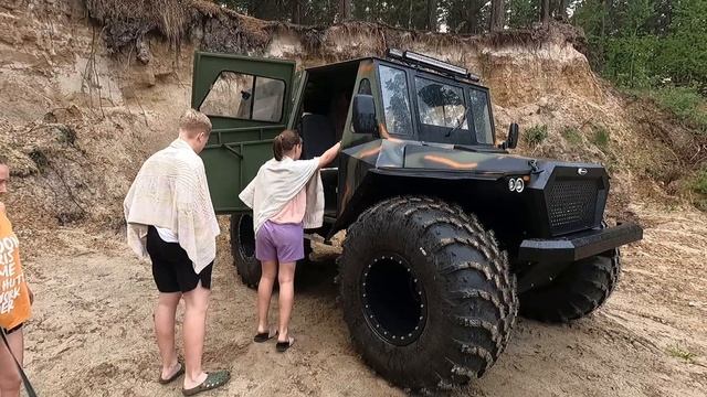 ВЫХОДНЫЕ НА ВЕЗДЕХОДЕ ТУНДРА ТУРИСТ смотреть онлайн