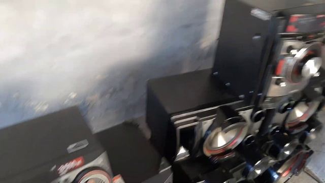 ?CM 9530 VS CL 98? PEQUENA DEMONSTRAÇÃO DO QUE SÃO AMBOS EM ÁREA ABERTA, SE INSCREVAM NO CANAL ! смотреть онлайн