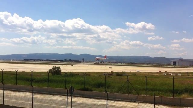 Barcelona Airport - Aeroport de Barcelona - Aeropuerto de Barcelona смотреть онлайн