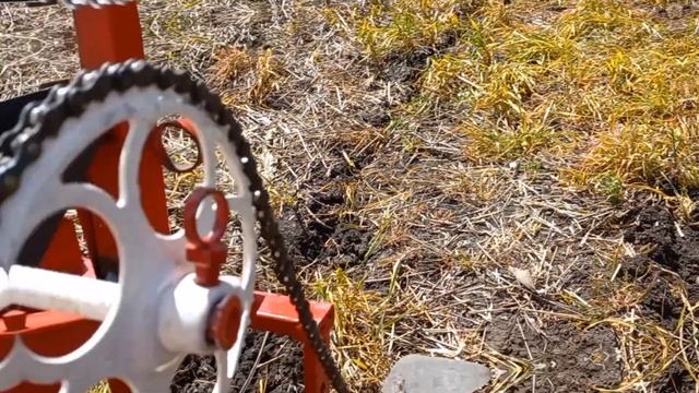 Ручна No-Till та Mini-Till сівалка, продовження історії. Посів соняшника і кукурудзи 2023 р. смотреть онлайн