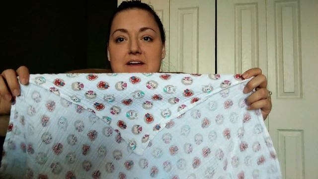 Folding and storing flat cloth diapers: the Crooked Cape Fold смотреть онлайн