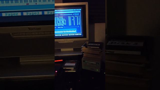 Atari st & Roland s750 смотреть онлайн