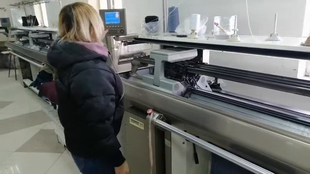 Женфир, Талстовка, ишлаб чик,арадиган сехларни ишлаши мастер опамиздан иш жарайонини кузатиш ургани смотреть онлайн