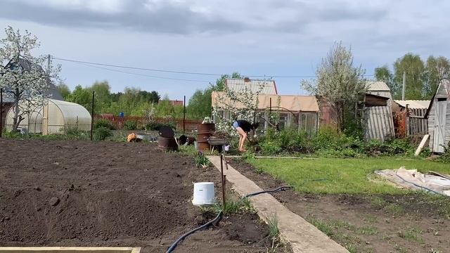 #17 КУПИЛА ЗАБРОШЕННУЮ ДАЧУ/ ЗАНИМАЕМСЯ ОГОРОДОМ/БУДЕМ САДИТЬ/ПОСАДИЛИ ОГОРОД/ПОКУПКИ ДЛЯ ДАЧИ/ смотреть онлайн