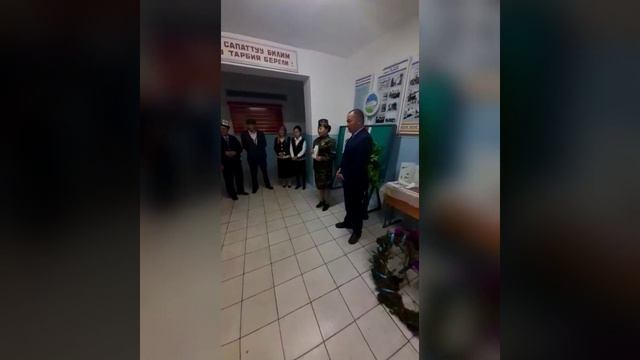 Ата-Журт кыйын кунго кабылганда,Айлансын ар бир уулун чагылганга! смотреть онлайн