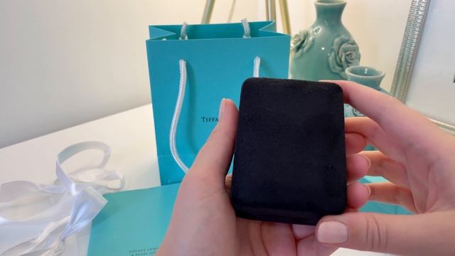 Украшение Tiffany & Co. Подарок ? на День Рождение! смотреть онлайн