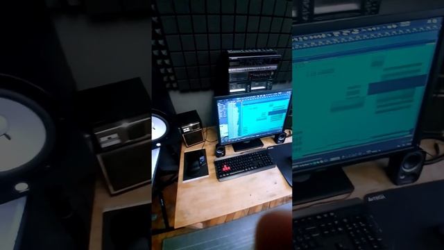 ШОК обзор на работу в Studio One! ВНИМАНИЕ! На видео попал лучший в мире гитарный процессор! смотреть онлайн
