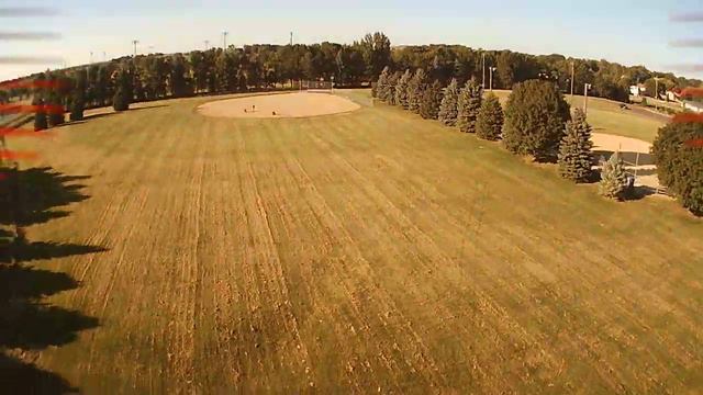 MJX RC Bugs 8 Pro - First FPV Goggle flight (low and high rate) смотреть онлайн