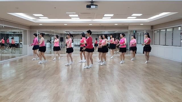 SWAY ME NOW Line Dance (Beginner/Intermediate Level)