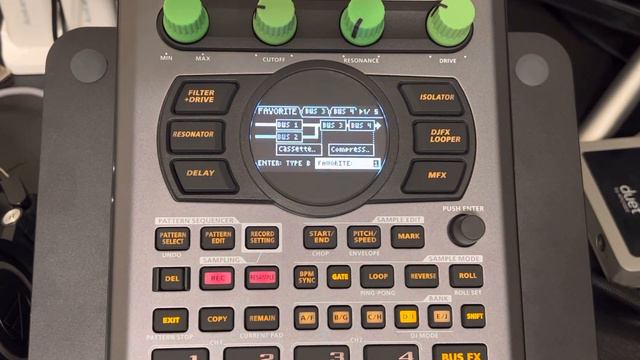 SP404 MK2 The Journey Pt3 - Understanding Bus Fx (My Way) смотреть онлайн