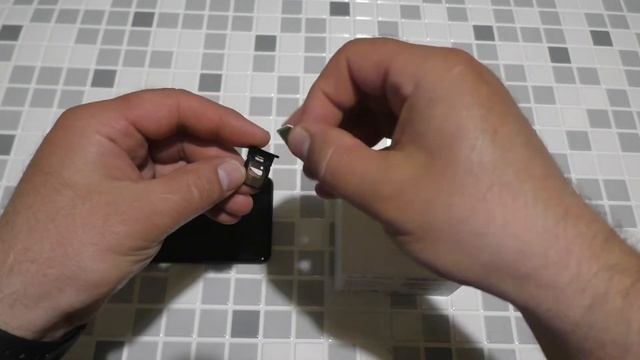 Как вставить симку в Xiaomi смотреть онлайн