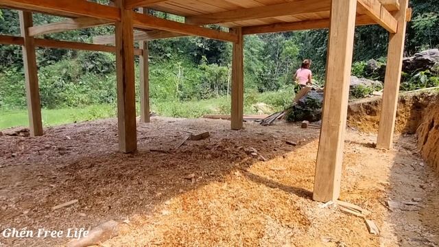 How to Build a Wooden Stair to a Two-story Wooden House l Ghển Free Life - Ep5 смотреть онлайн