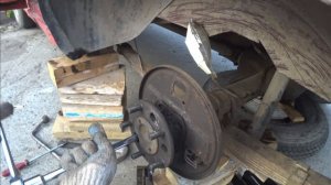 Москвич. Москвич 408. Москвич 426. Как снять полуось заднего моста Москвич.