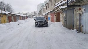 Haval Jolion Проверка возможности заезда  в горку со льдом в колее