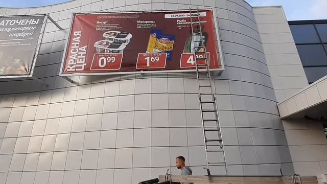 Монтаж баннера 3×6 на шнуровке смотреть онлайн