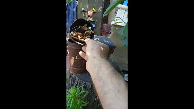 🐝Дымарь -как разжечь. смотреть онлайн