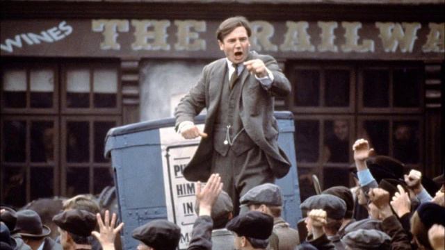 Michael Collins (Fire And Arms) - Elliot Goldenthal смотреть онлайн