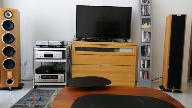 Accuphase 270 + Triangle Luna Stratos 260 + Heed Abacus + Denon DCD1500AE