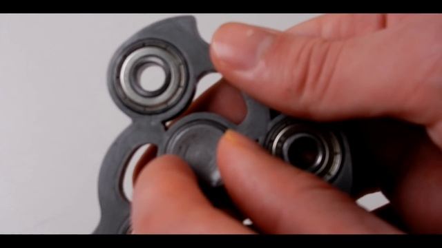 ? ЧТО ТАКОЕ СПИННЕР ИЛИ FIDGET SPINNER!☝️ ОБЗОР И ГДЕ КУПИТЬ?! смотреть онлайн