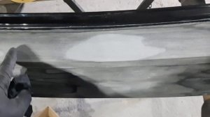 Бампер-шпаклюем,шлифуем,грунтуем.В общем весь процесс  подг.отовки под...