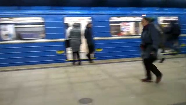In the metro city of Minsk. Part #2 . В метро г. Минска. Часть #2 смотреть онлайн
