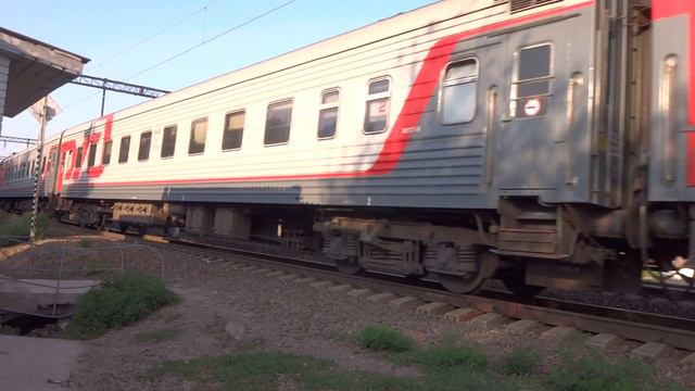 ЭП1М 611 с поездом №360 Калининград - Адлер.