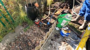 Водоносный песок, промывка, прокачка фильтра абиссинской скважины компрессором, определяем дебит