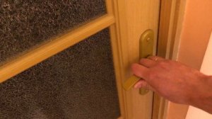Как открыть дверь, если она захлопнулась