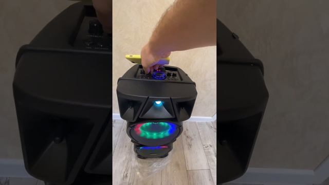 8210 Портативная колонка Спикер смотреть онлайн