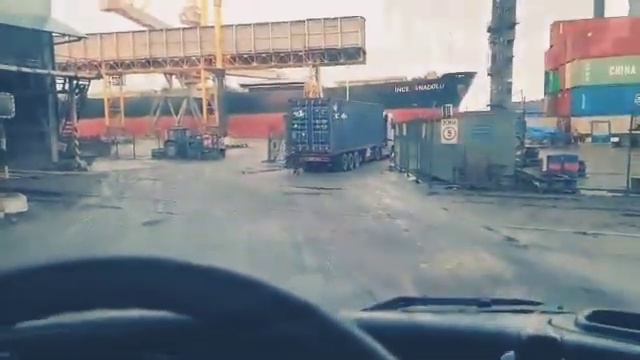 Одесса Бруклин Киев порт , погрузился и в бой !!!! смотреть онлайн