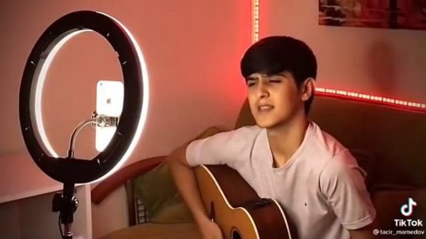 Tacir Memmedov-Ahuzar İçinde , Mestele Tez Bade Meni , Dostum , Bilmem Neler Oldu.