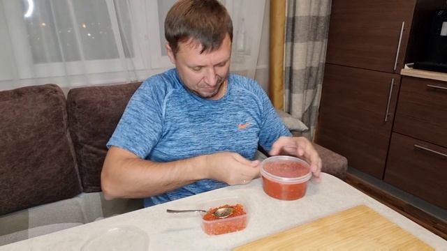 Как заморозить икру. Закупили икру красную на развес, готовимся к Новому Году! Рецепты, мукбанг 202 смотреть онлайн