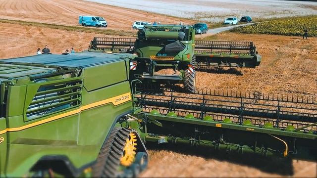 2x JOHN DEERE X9 ? XXL HARVEST in FRANCE | 14m & 12m | Wheat 2021 смотреть онлайн