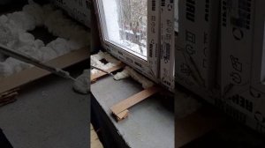 Установка подоконников из акрилового камня.