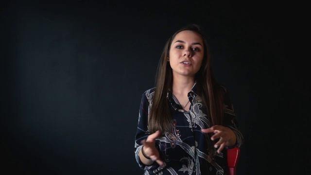 ОЛЬГА_ХОМЯКОВА___ИСТОРИИ_КРАСНОГО_СТУЛ.mp4 смотреть онлайн