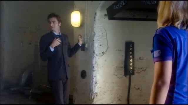 Doctor Who - New Earth - Cassandra becomes The Doctor смотреть онлайн