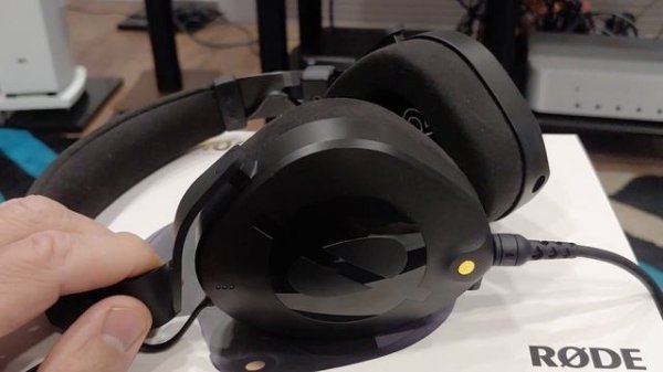 RODE NTH-100 - обзор.