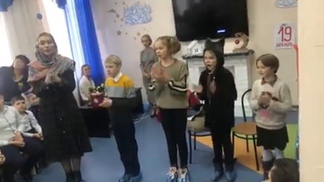 Воспитанники Воскресной школы Петро-Павловского собора посетили Реабилитационный центр (19.12.19) смотреть онлайн