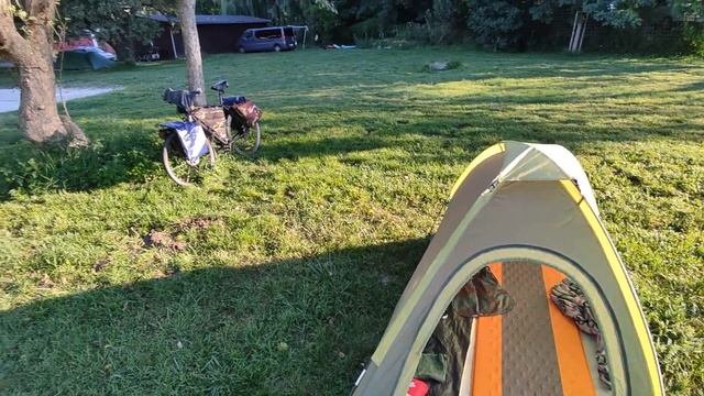 Велопутешествие по Европе! Прага и ремонт камеры SONY. BIKE TRIP #5 смотреть онлайн