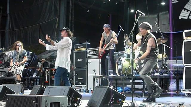 MSG-Ready To Rock /wDrum Solo from Carmine Appice @ Rock N' America Festival смотреть онлайн