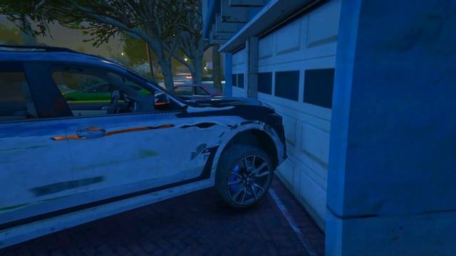 ПРИЗРАК РАЗБИЛ МНЕ МАШИНУ! МЫ БУДЕМ ДРУЗЬЯМИ?!