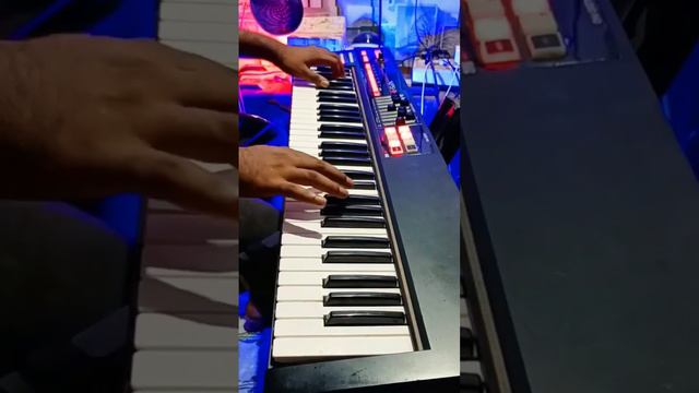 bahut pyar karte hain tumko sanam instrumental piano 🥰 #piano #insturmental смотреть онлайн